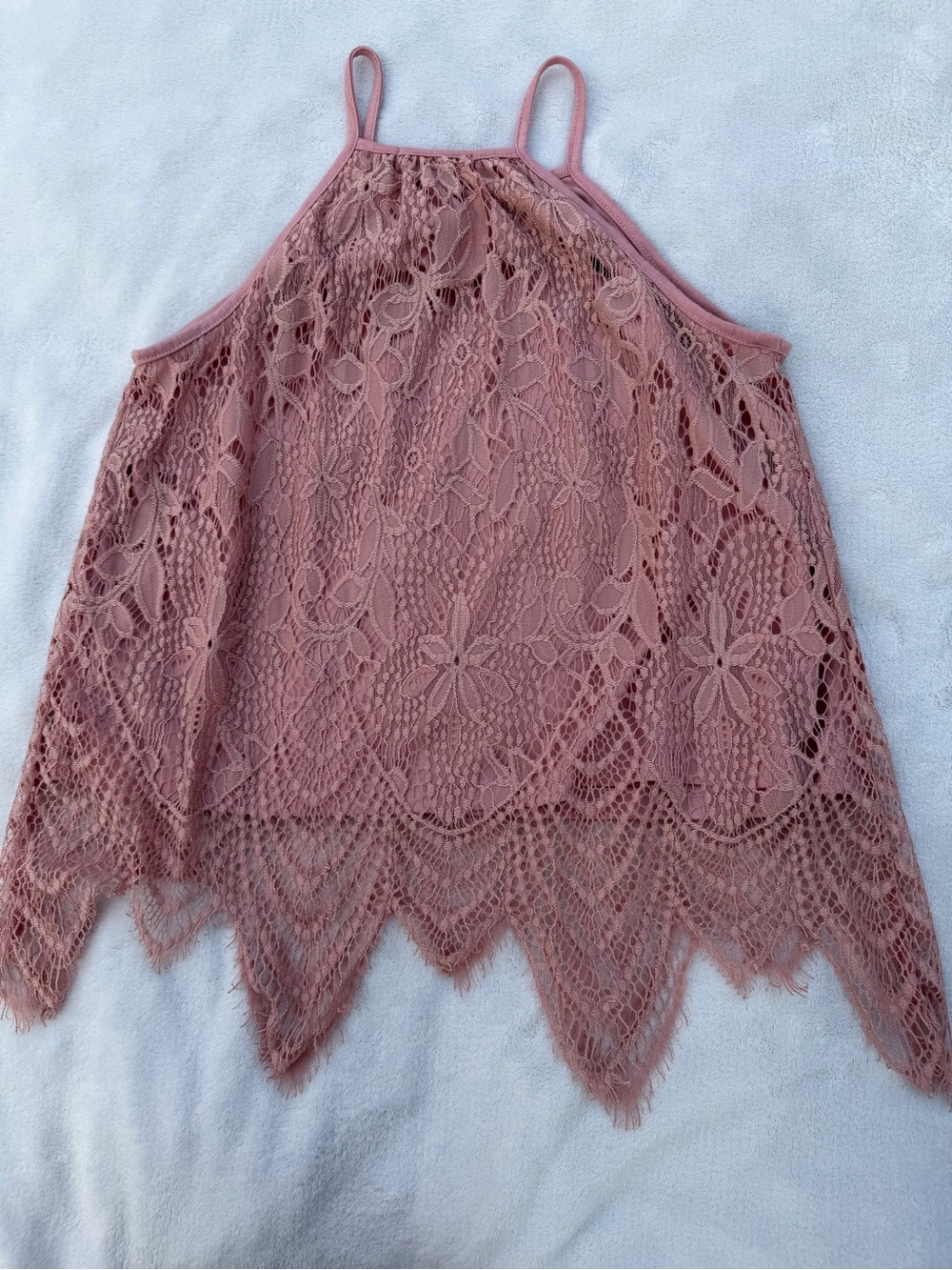 Lace Halter Cami Top in Dusty Rose Size M - Picture 3 of 6